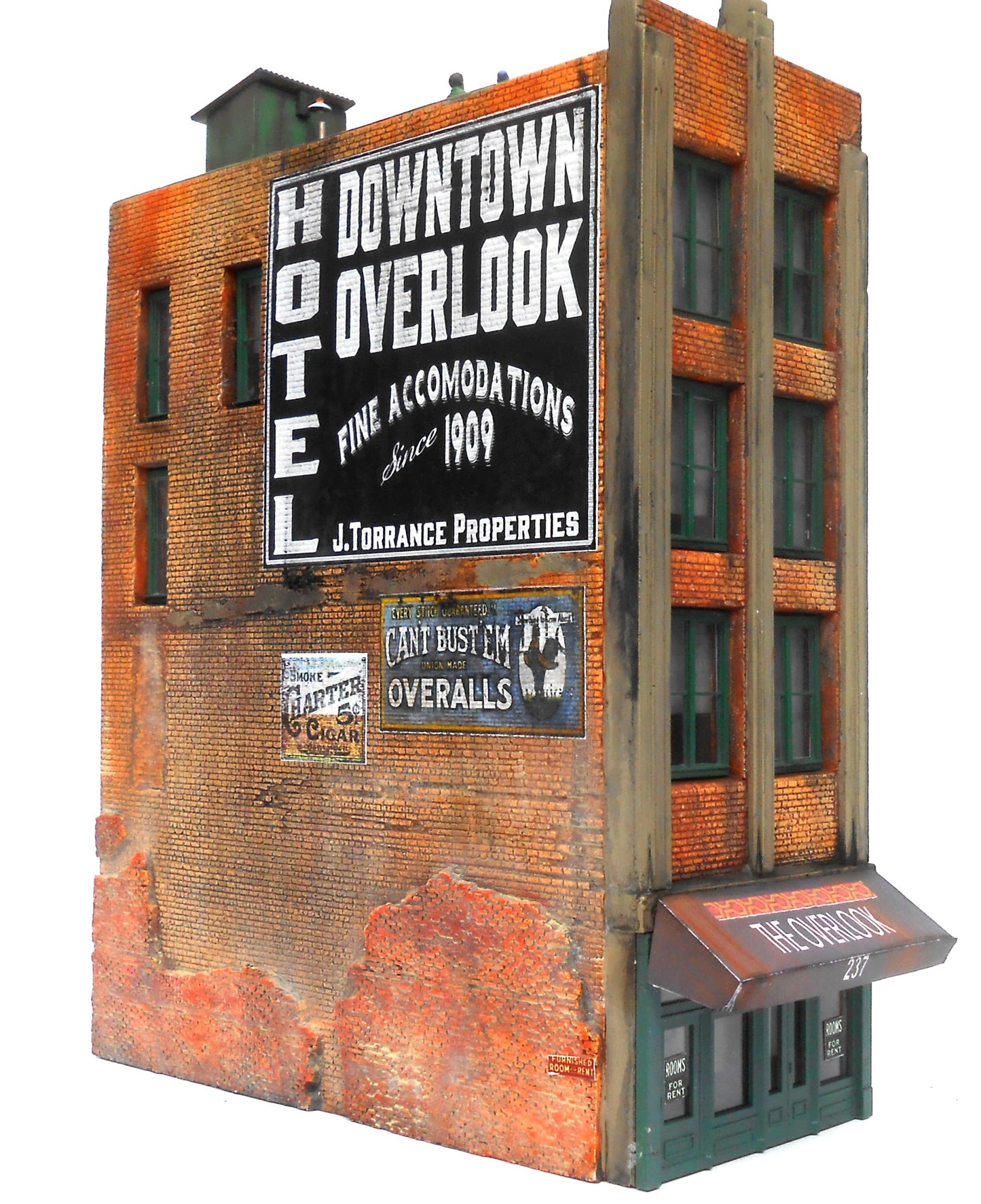 DOWNTOWN OVERLOOK HOTEL - DD1068
