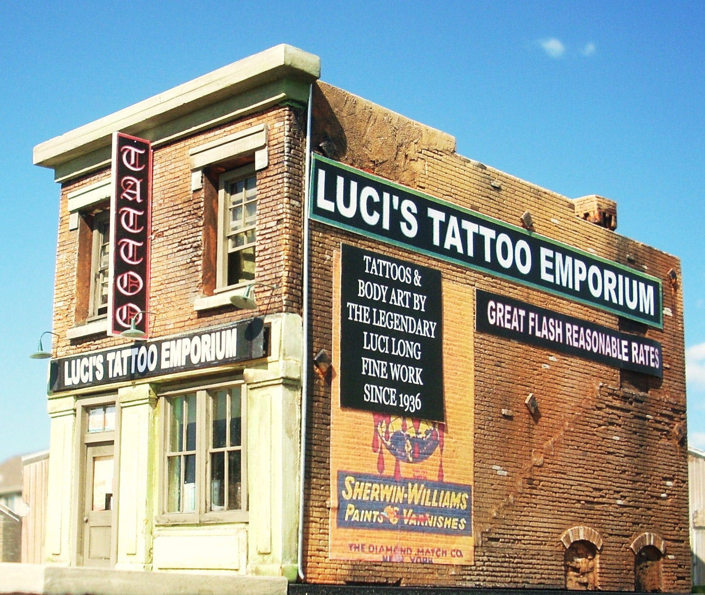 LUCI'S TATTOO EMPORIUM - DD49